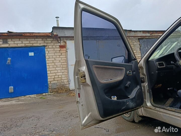 Разбор chery амулет