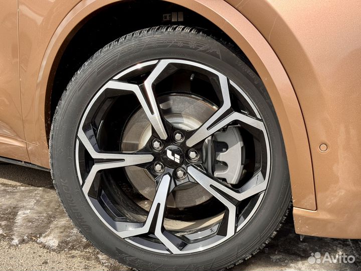 LiXiang L9 1.5 AT, 2023, 27 000 км