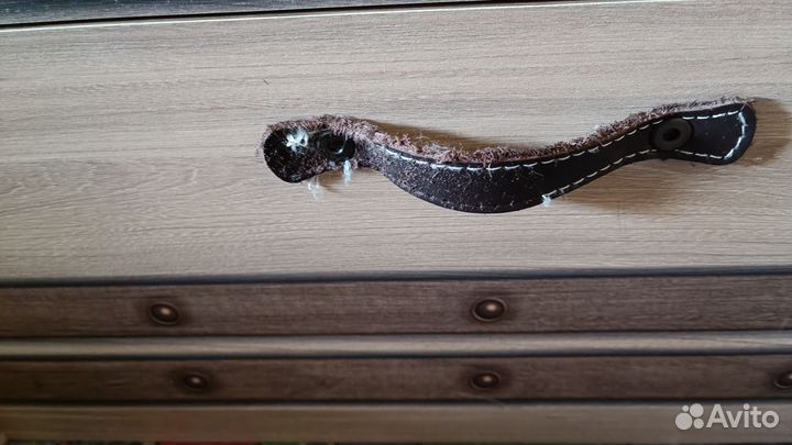 Детская кровать чердак со столом и шкафом