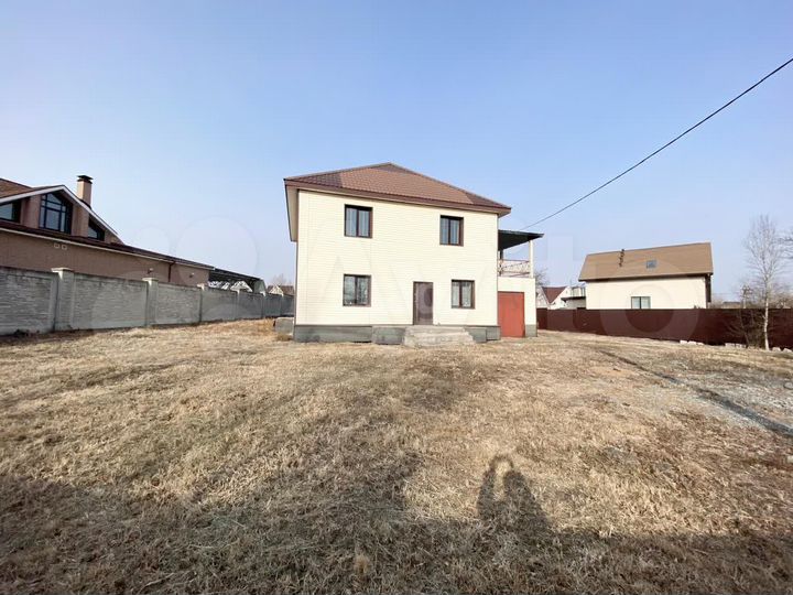 Дом 180 м² на участке 12 сот.