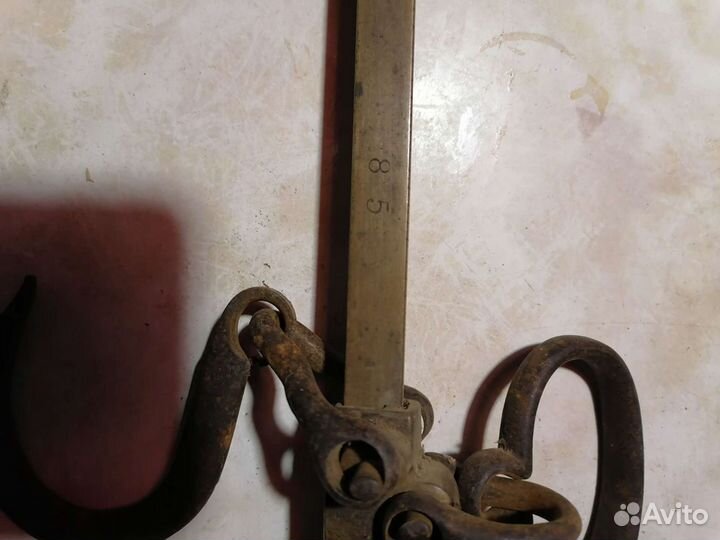 Безмен старинный