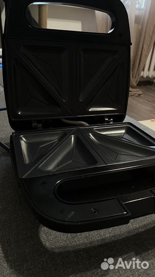 Сендвичница / тостер / бутербродница