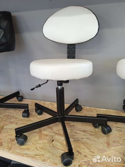 Стул Таблетка