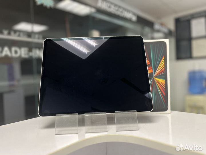 Планшет Apple iPad Pro 12.9