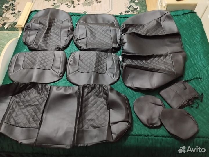 Автомобильные чехлы из экокожи