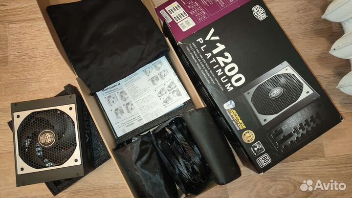 Блок питания Cooler Master V1200 Platinum
