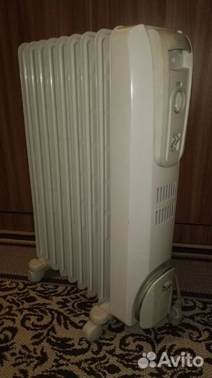 Масляный радиатор(обогреватель) DeLonghi GS 770920