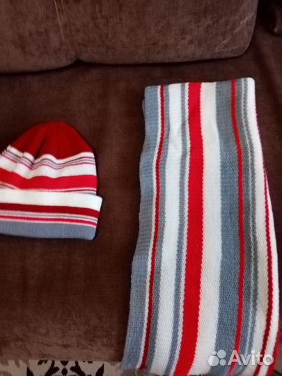 Шапка с шарфом