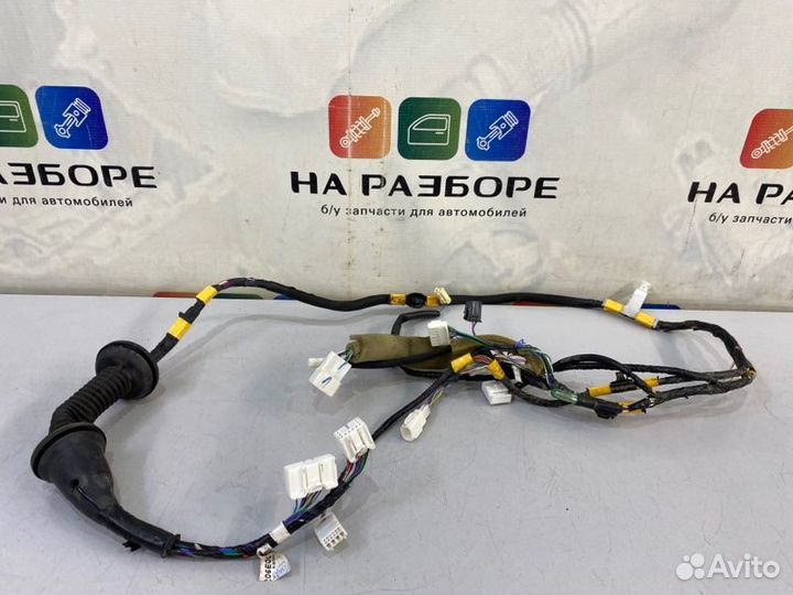 Проводка двери передняя левая Toyota Camry XV50