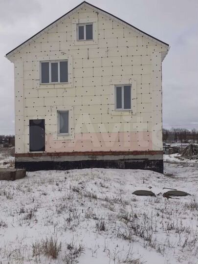 Дом 200 м² на участке 15 сот.