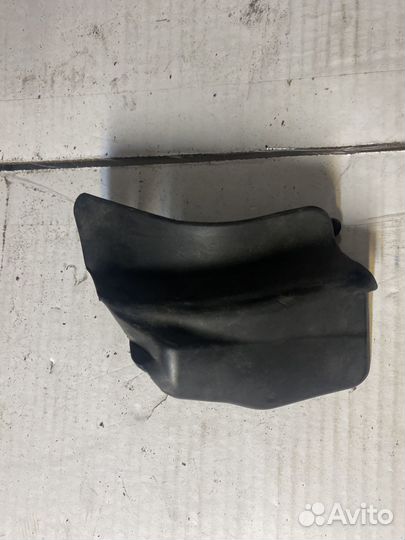 Уплотнитель двери правый Audi TT 8N