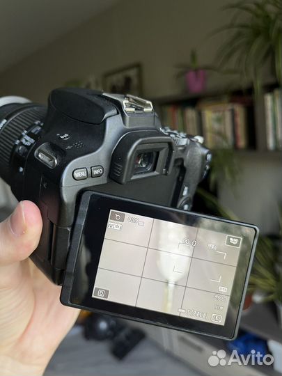 Canon EOS 200D, EF-S 18-55 IS STM