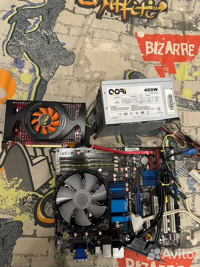 Материнская плата с процессором и памятью