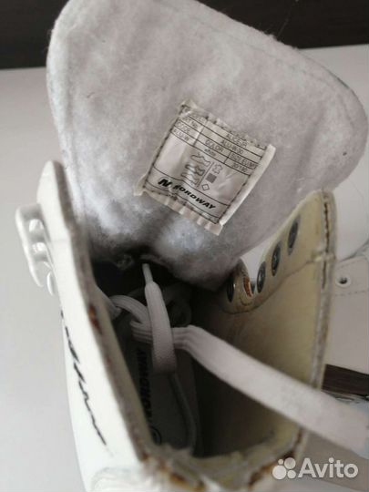 Коньки фигурные