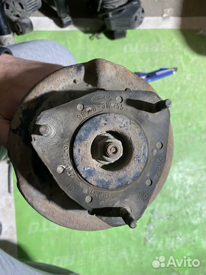 Амортизатор передний левый форд фокус