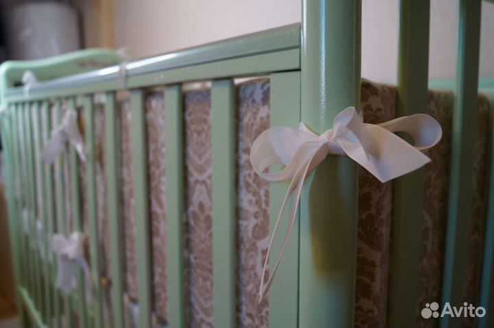 Бортики плоские в детскую кроватку