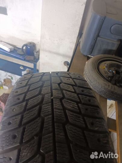 Michelin X-Ice 205/55 R16