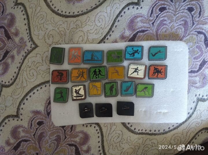 Олимпиада. Москва -80.значки