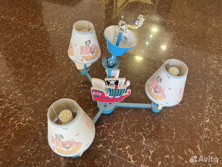 Люстра детска