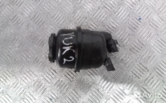 Бачок гу audi A6 C6 (YUK02NO01)