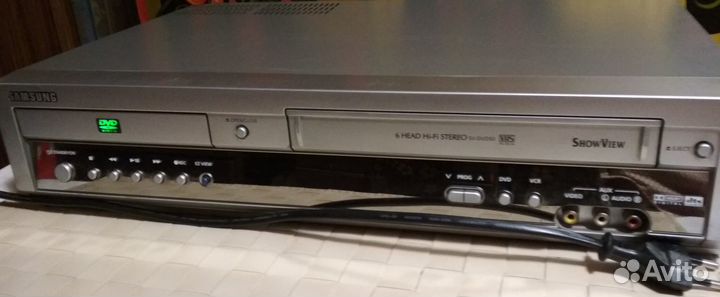 Видеопроигрыватель- Магнитофон Samsung SV-DVD50