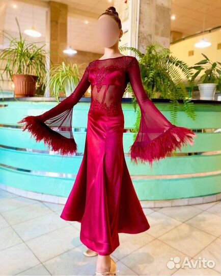 Платье для бальных танцев стандарт