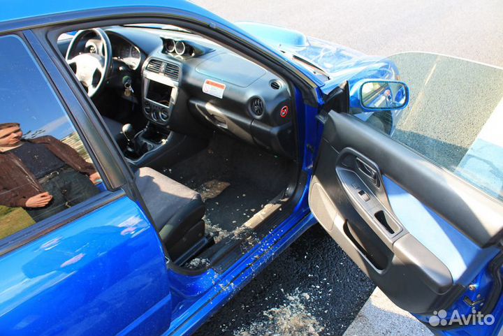 Race taxi Subaru Impreza WRX