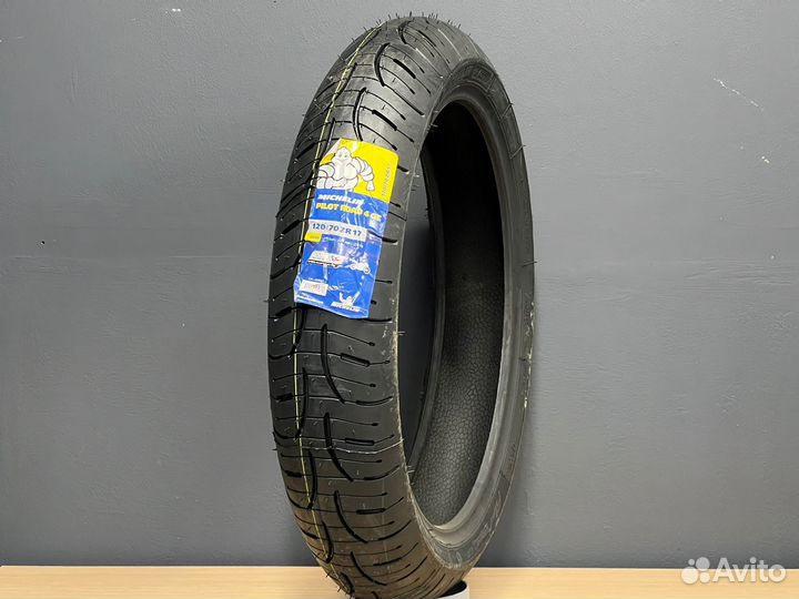 Michelin Pilot Road 4GT 120/70-17