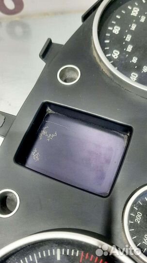 Панель приборов VW Touareg 1