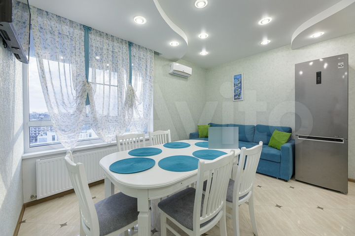 2-к. квартира, 76 м², 11/12 эт.