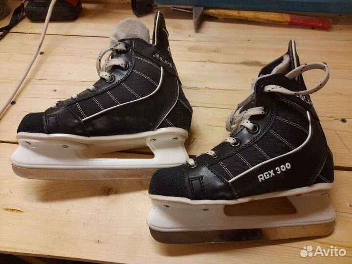 Коньки хоккейные 32 размер