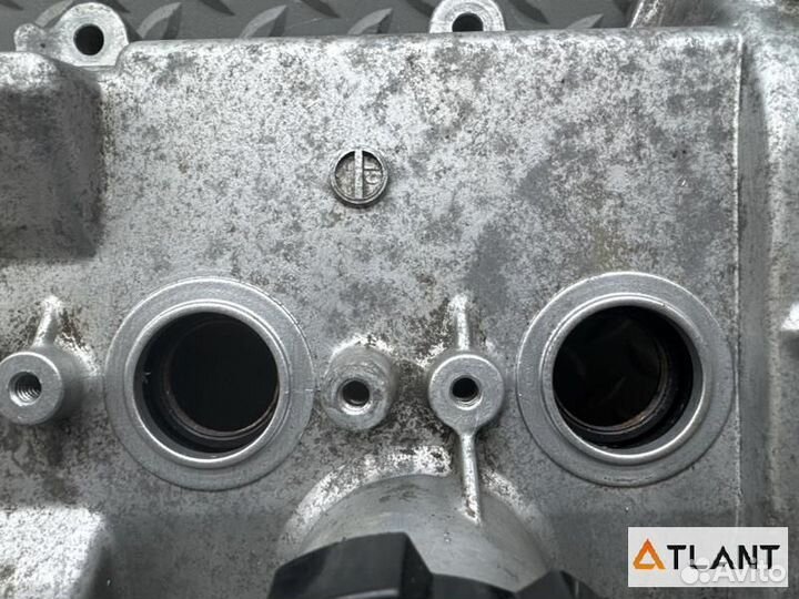 Клапанная крышка toyota mark II