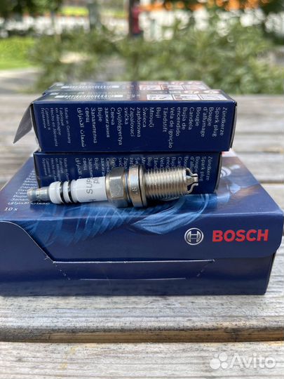 Свеча зажигания Bosch 0242236562 (4шт)