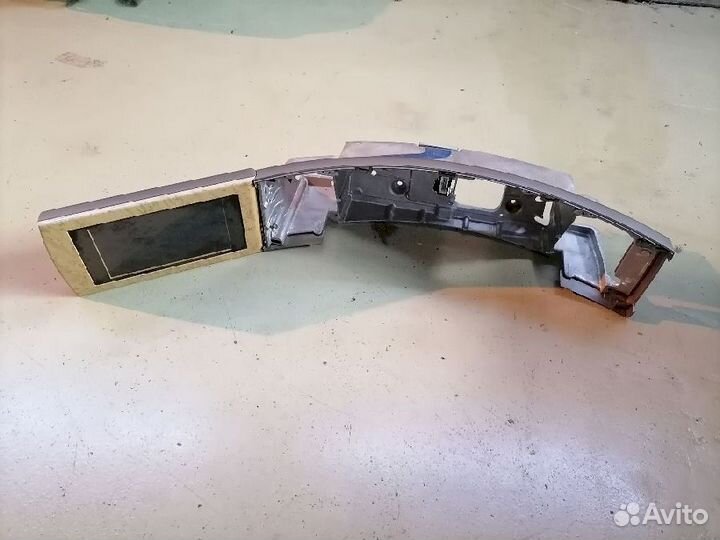 Монитор (дисплей) Nissan Elgrand E51