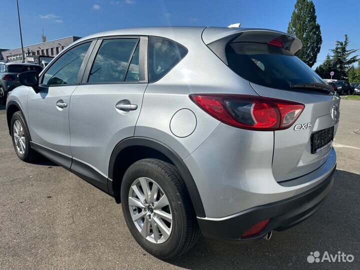 В разборе Mazda CX-5 KE