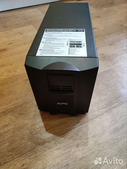 Ибп APC Smart-UPS smt1000i