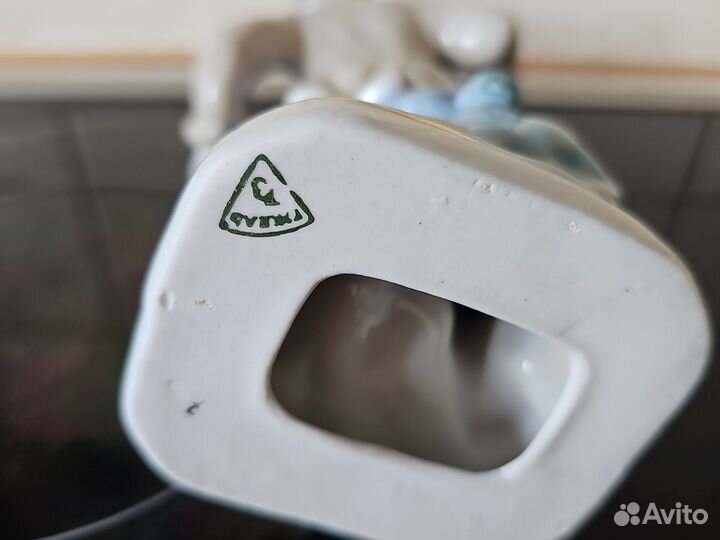 Статуэтка Емеля со щукой