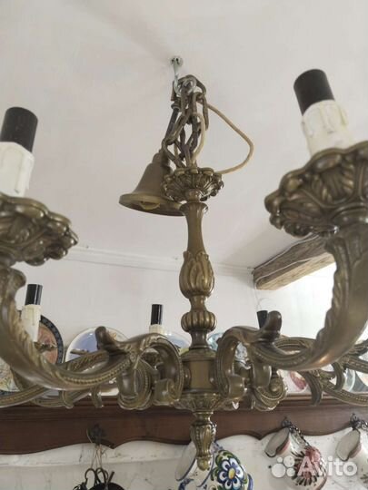 Старинная люстра