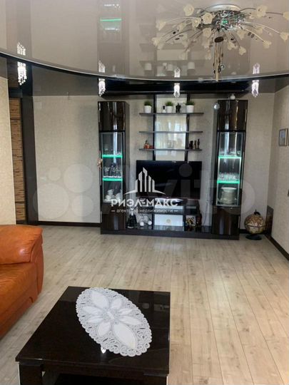 3-к. квартира, 84,8 м², 8/9 эт.