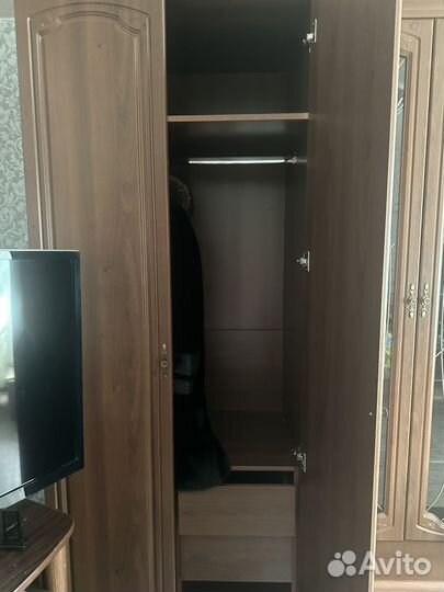 Шкаф стенка