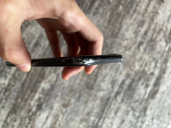 iPhone SE (2020), 64 ГБ