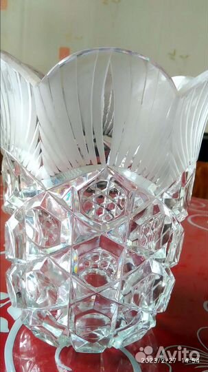 Ваза хрустальная