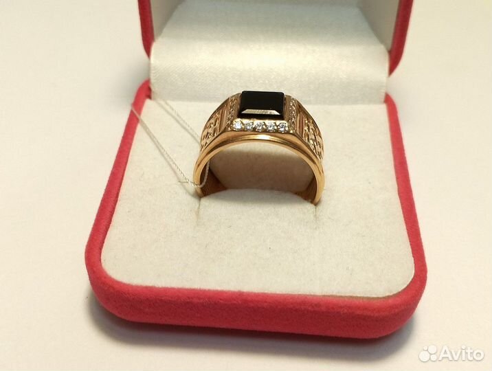Перстень золотой