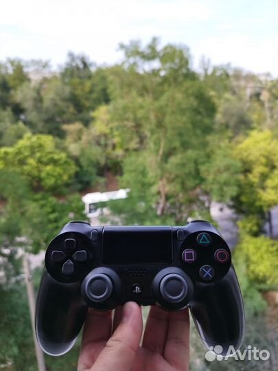 Sony playstation 4 pro 1tb