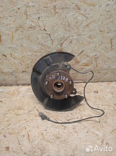 Кулак поворотный передний правый Geely Emgrand EC7