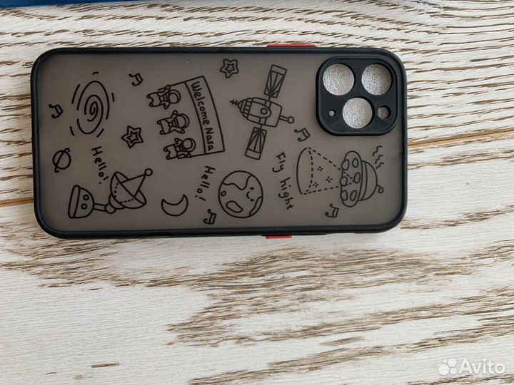 Чехол на iPhone 11 pro, защитные стекла