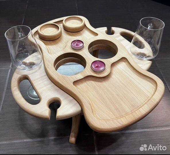 Столик для вина