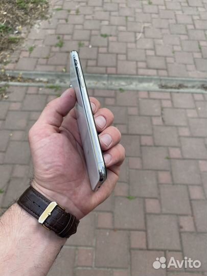iPhone X, 128 ГБ
