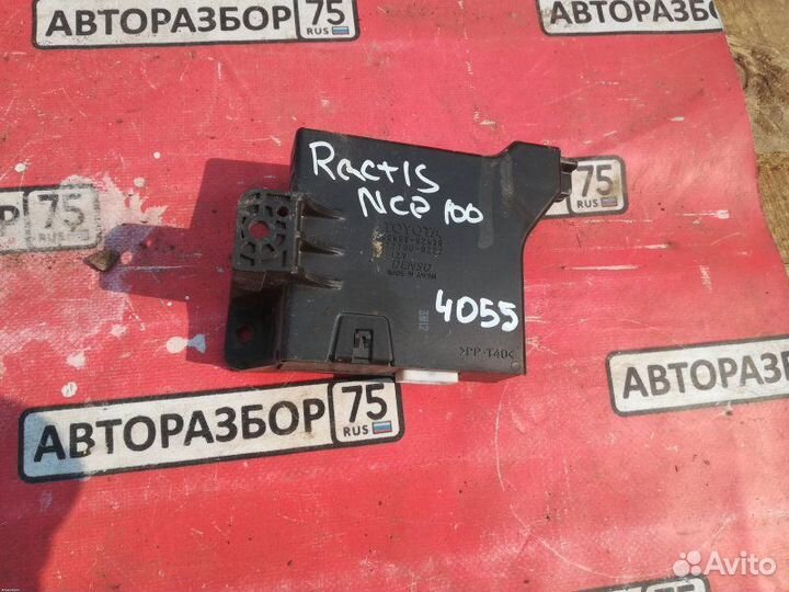 Блок управления климат-контролем Toyota Ractis