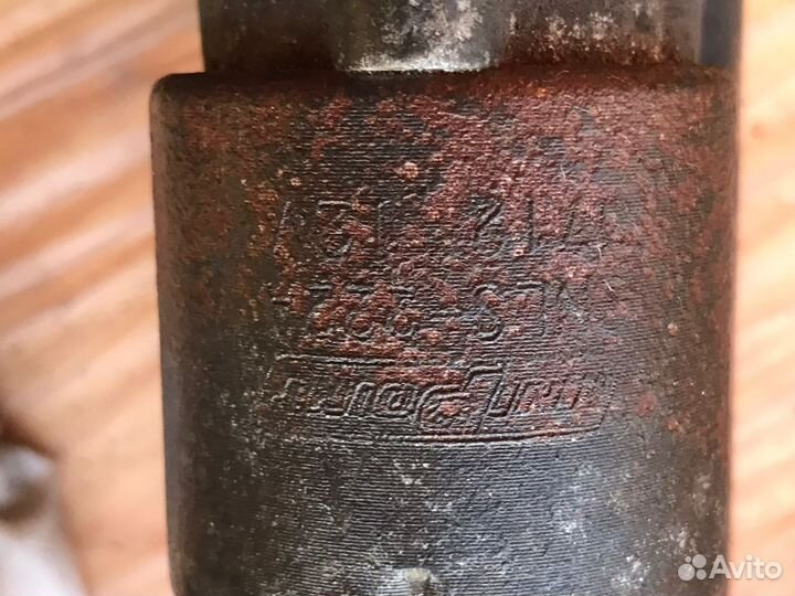 Стартер 1.8 л Фольксваген Пассат B5